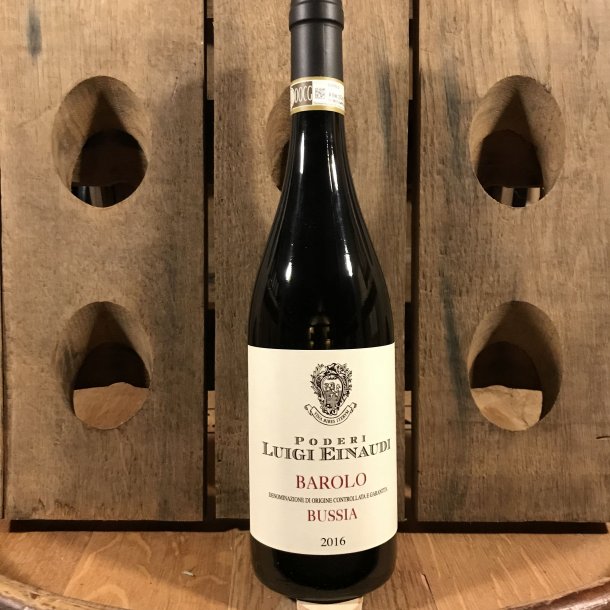 Einaudi Barolo Bussia 2016