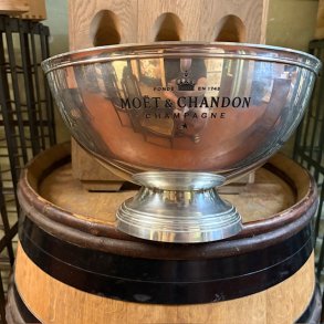 Mot et Chandon Champagnekler. Brugt med brugsspor.