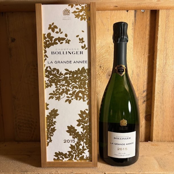 Bollinger LGA 2015 i tr gaveske