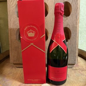 Mot et Chandon Reserve Imperial Limited Edition  i gaveske.