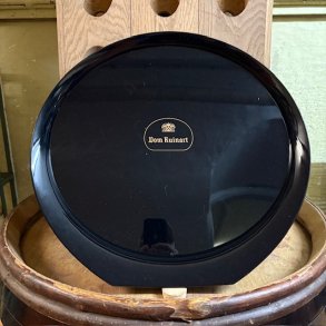 Dom Ruinart Bakke I Sort Plast.