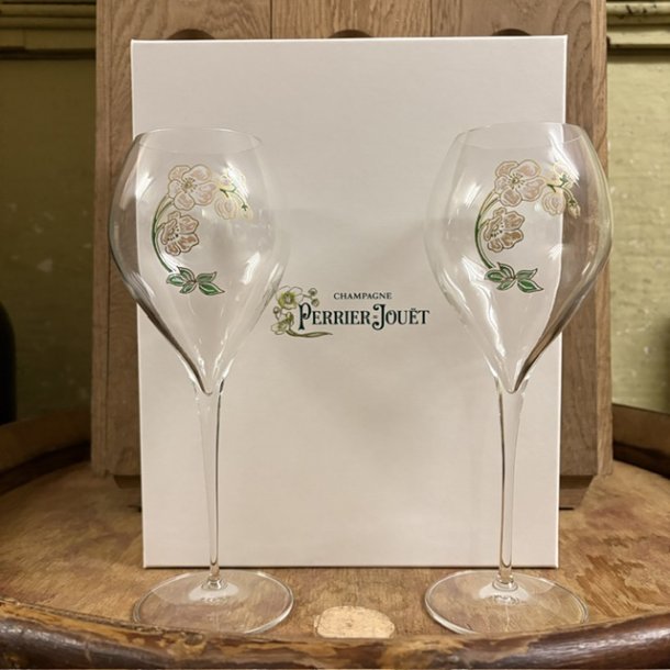 Perrier Jouet Belle Epoque Glas ekstra store i gave�ske med 2 stk.